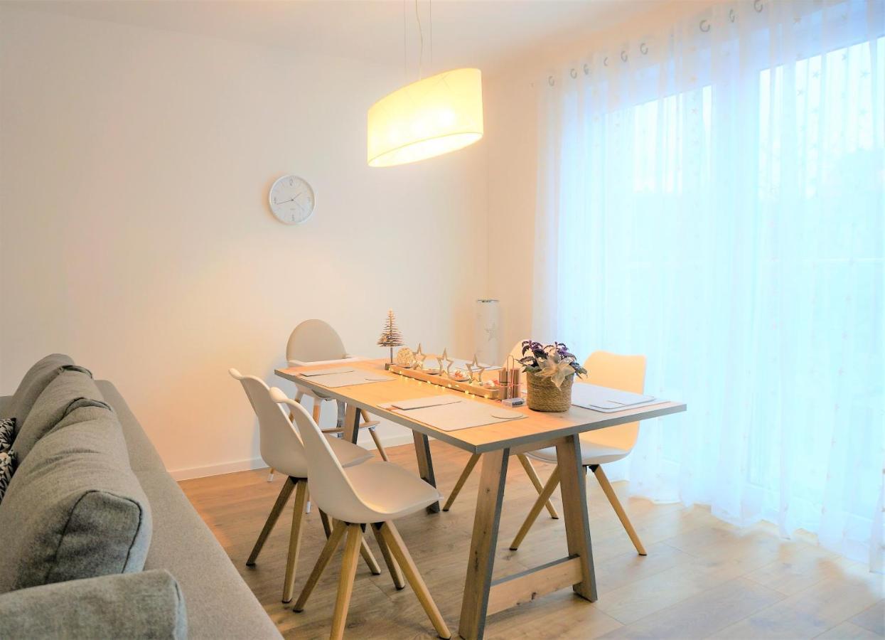 Mein Apartment, Stars Mit Balkon Und Klima Fuer Bis Zu 4 Personen 프랑켄탈 외부 사진
