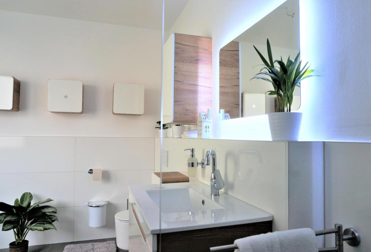 Mein Apartment, Stars Mit Balkon Und Klima Fuer Bis Zu 4 Personen 프랑켄탈 외부 사진
